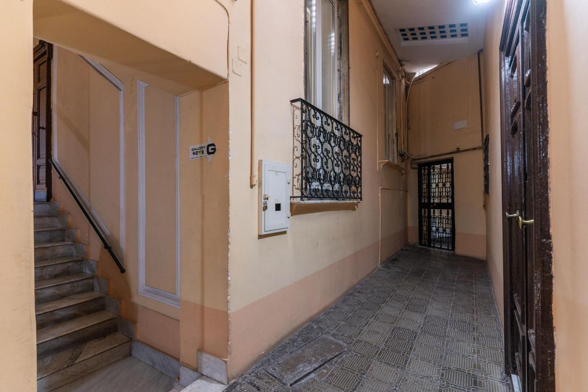 Gallery Appartement Naples